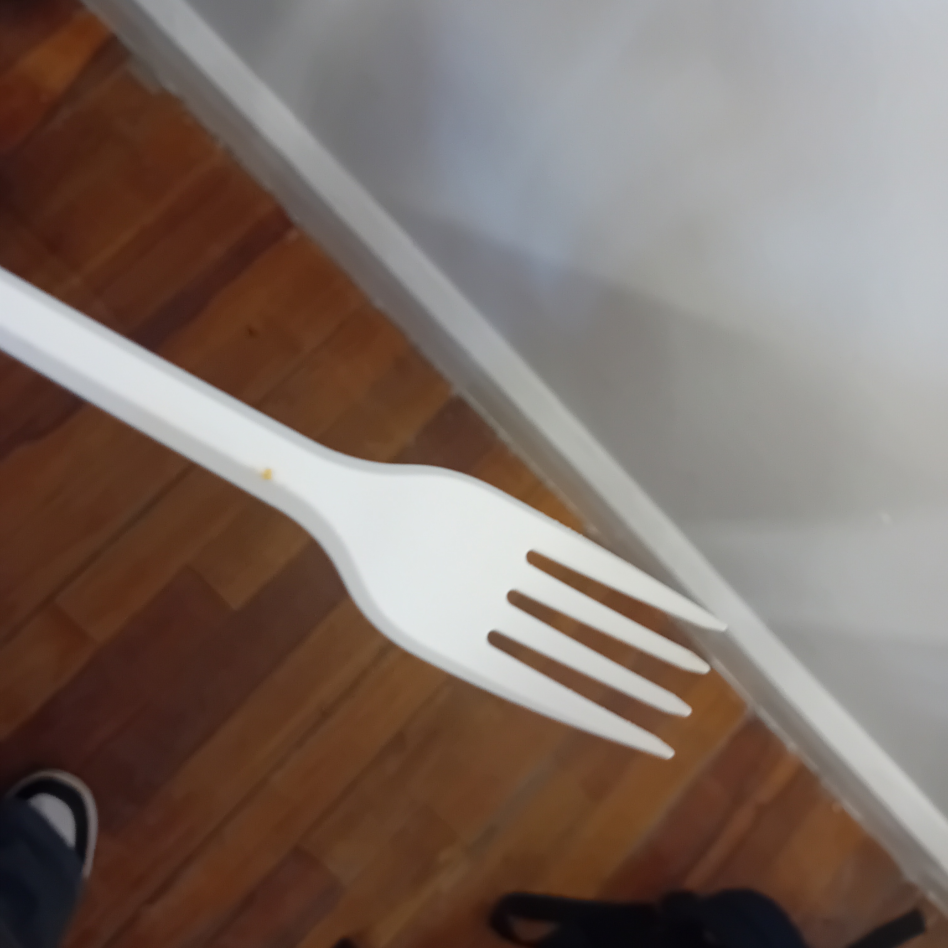 Plastic fork